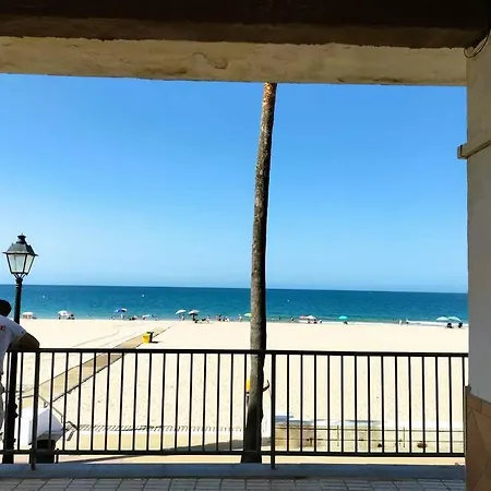 Apartment Muy Cerca De La Playa. Primera Linea.