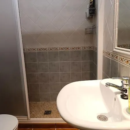 Muy Cerca De La Playa. Primera Linea. Appartement *